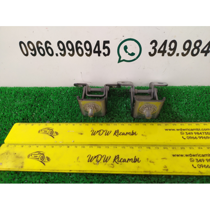 844005848R CERNIERA COPPIA CERNIERE PORTELLONE POSTERIORE POST RENAULT CAPTUR (J5) (2013\2019) 2018