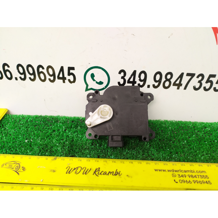 CZ113800-2840 MOTORINO ATTUATORE SCATOLA STUFA MITSUBISHI COLT 1.1 GPL (2004\2012) 2009