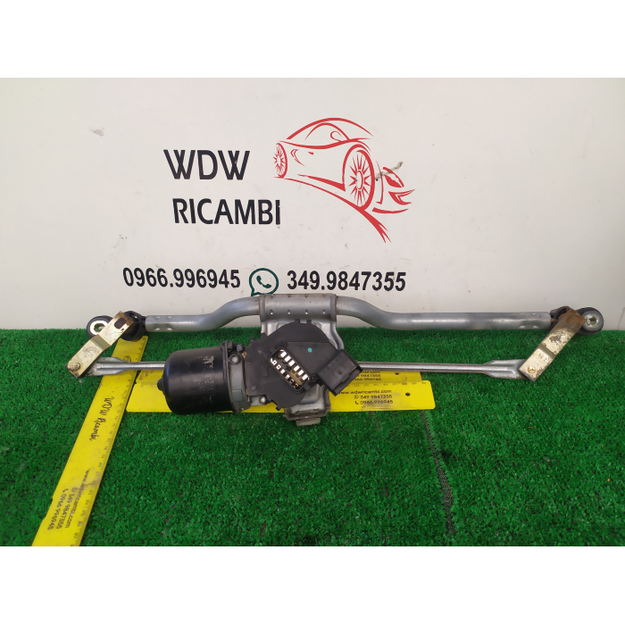 8200264711 MOTORINO TERGICRISTALLO TERGIPARABREZZA ANTERIORE ANT RENAULT CLIO 1.2 (1998\2012) 2004