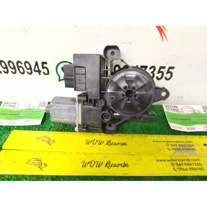 5Q0959812E MOTORINO ALZAVETRO PORTA POSTERIORE DESTRO DX VOLKSWAGEN TIGUAN (DAL 2016 IN POI >) 2018