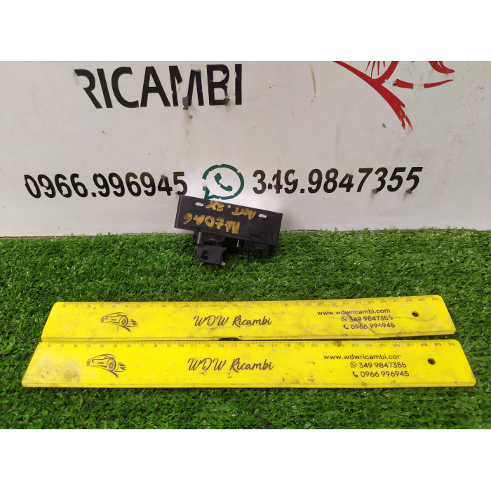 5AB131EB05 PULSANTE INTERRUTTORE ALZAVETRO PORTA ANTERIORE SINISTRO SX MAZDA 6 (DAL 2012 IN POI >)
