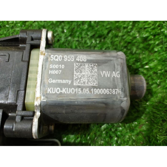 5q0959408 MOTORINO ALZAVETRO POSTERIORE POST DESTRO DX VOLKSWAGEN T-ROC 