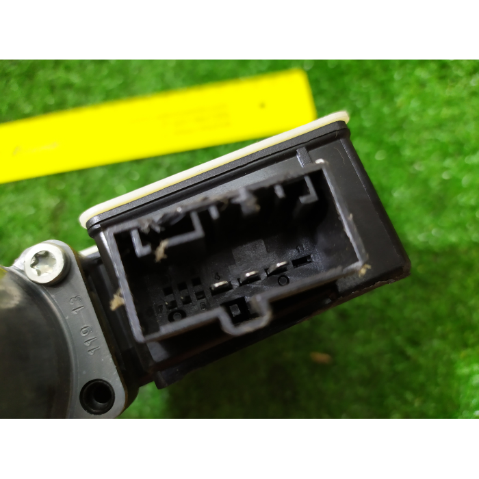 5Q0959812D MOTORINO ALZAVETRO POSTERIORE DESTRO DX VW T-ROC - AUDI A3 8V 