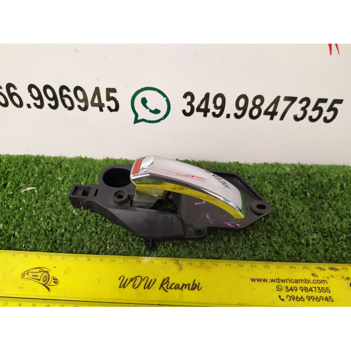 MANIGLIA INTERNA CROMATA LATO GUIDATORE PORTA SINISTRO SX FIAT 500 312 3P 2007> 