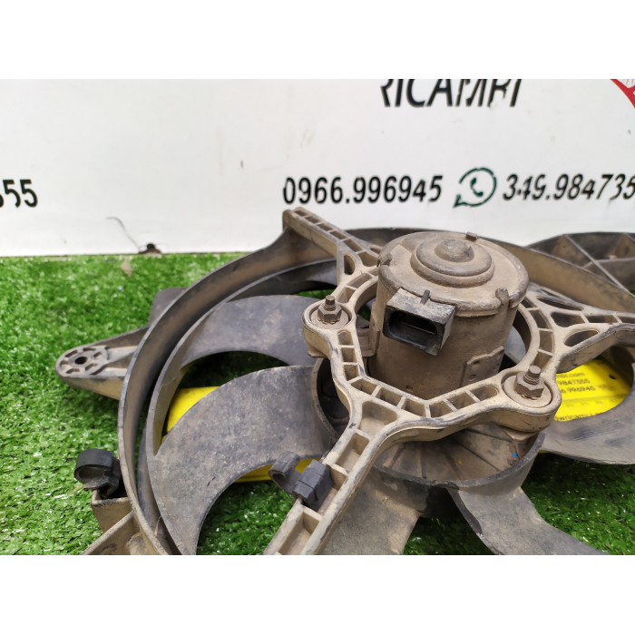 78519349 ELETTROVENTOLA VENTOLA RADIATORE FIAT PUNTO 1° (176) 1993-1999 1.1 BENZINA 