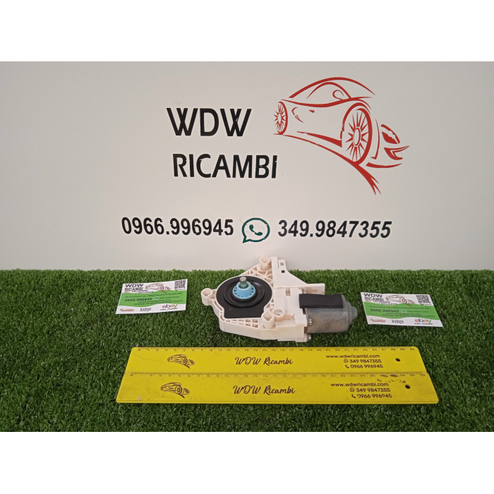 8K0959812A MOTORINO ALZAVETRO PORTA POSTERIORE POST DESTRO DX AUDI A6 AVANT (C7) 2.0 TDI (2011\2018)
