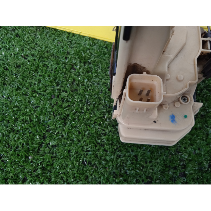 SERRATURA CHIUSURA ELETTRICA 4 PIN PORTA ANTERIORE DESTRO DX FIAT PANDA (312\319) 1.2 (DAL 2012 IN POI >) 2012