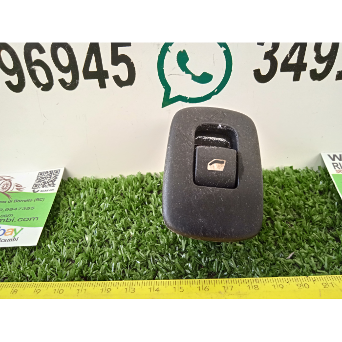 PULSANTE INTERRUTTORE COMANDO ALZAVETRO POSTERIORE SINISTRO SX CITROEN C3 (2009\2016) 