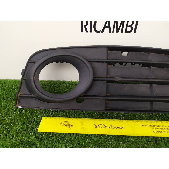 MASCHERINA FENDINEBBIA PARAURTI ANTERIORE DESTRO DX AUDI A4 AVANT (B8) 2.0 TDI (2007\2015) 2010