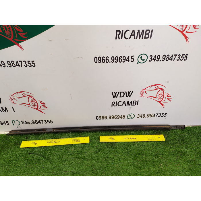 RASCHIAVETRO CROMATO PORTA POSTERIORE DESTRO DX OPEL ASTRA H 1.7 (2004\2011) 2007 BERLINA