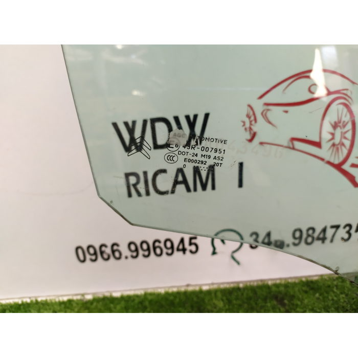 VETRO CRISTALLO SCENDENTE PORTA ANTERIORE DESTRO DX CITROEN C3 1.6 HDI (2009\2016) 2010