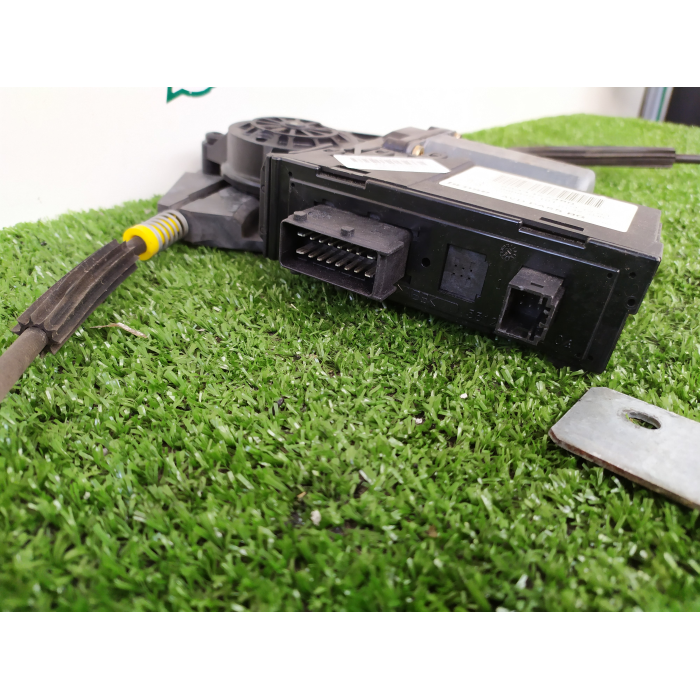 9634456880 MOTORINO ALZAVETRO PORTA ANTERIORE DESTRO DX PEUGEOT 307 2.0 (2001\2009) 2004