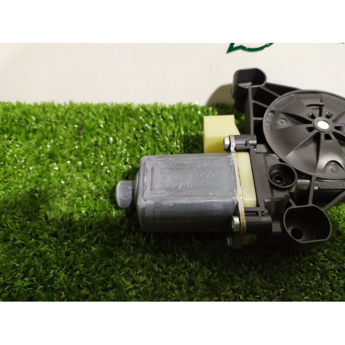 5Q0959802B MOTORINO ALZAVETRO LATO ANTERIORE DESTRO DX VW GOLF VII 7 1.6 TDI (2012\2019)
