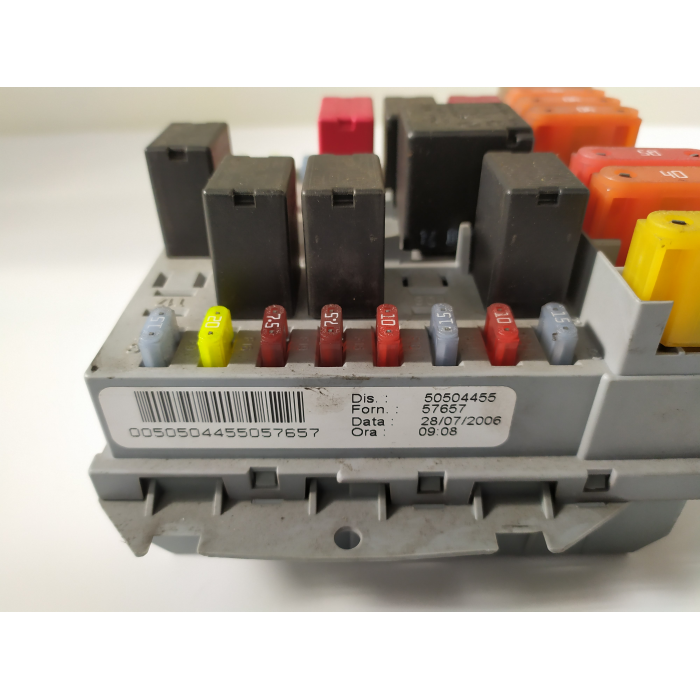 50504455 CENTRALINA PORTA FUSIBILI FUSIBILIERA ALFA ROMEO 159 1.9 JTDM (2005\2011) 2006