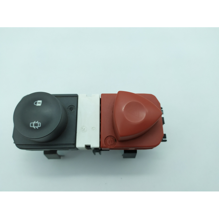 8200407415 PULSANTE LUCI EMERGENZA CHIUSURA PORTE USATO RENAULT SCENIC 1.9 DCI (2003\2009) 2007