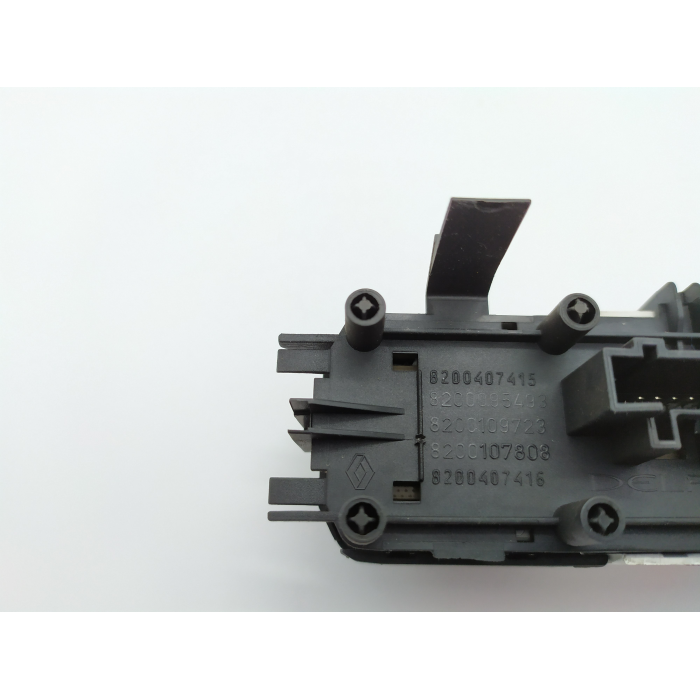 8200407415 PULSANTE LUCI EMERGENZA CHIUSURA PORTE USATO RENAULT SCENIC 1.9 DCI (2003\2009) 2007