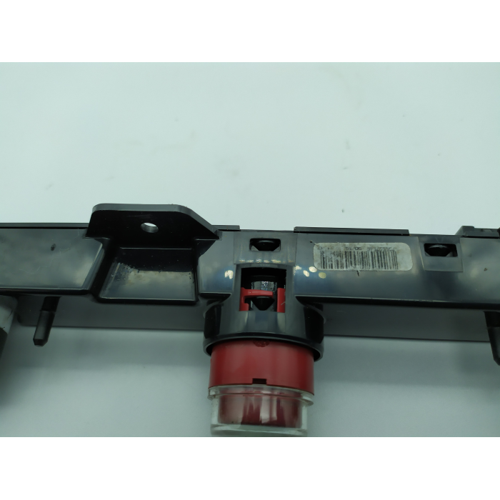 735527545 PULSANTE PULSANTIERA CENTRALE LUCE DI EMERGENZA USATO FIAT 500 1.3 (DAL 2007 IN POI >) 2009
