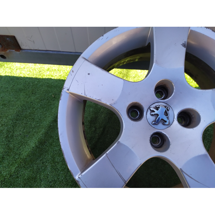 ART.22417 1 CERCHIO IN LEGA USATO DA 16 4 FORI PEUGEOT 207 1.6 HDI (2006\2015) 2009 9686100080