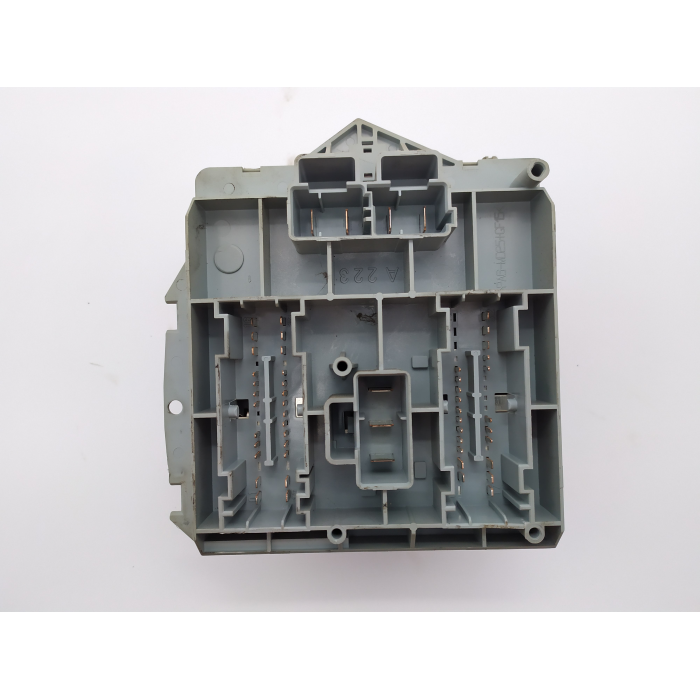 46835603 CENTRALINA SCATOLA PORTA FUSIBILI PORTAFUSIBILI USATO FIAT PUNTO (188) 1.3 MTJ 2005