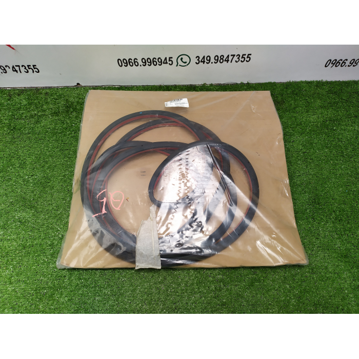 80A837912G GUARNIZIONE NUOVA ORIGINALE PORTA ANTERIORE DESTRO AUDI Q5 ANNO 2020 RESTYLING
