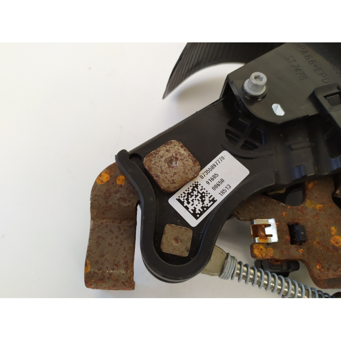 735550690 LEVA FRENO A MANO USATO FIAT PANDA (312\319) 1.2 (DAL 2012 IN POI >) 2012