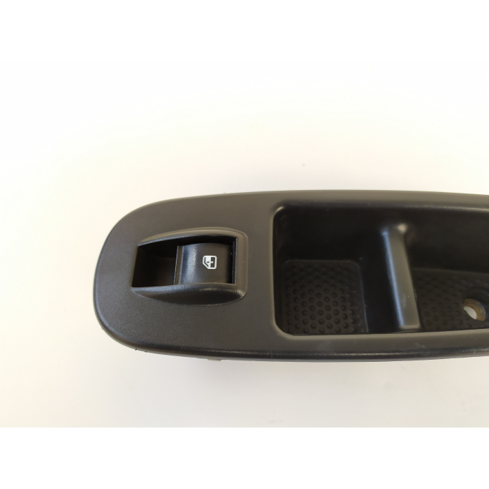 735521260 PULSANTIERA ALZAVETRO PORTA ANTERIORE DESTRO DX USATO FIAT 500L 1.3 MTJ (DAL 2012 IN POI >) 