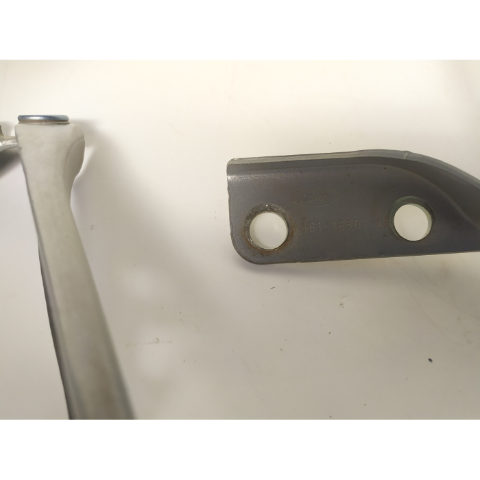 2S61-16800-BA COPPIA CERNIERE COFANO ANTERIORE DESTRO \ SINISTRO USATO FORD FIESTA 1.4 TDCI (2002/2008)