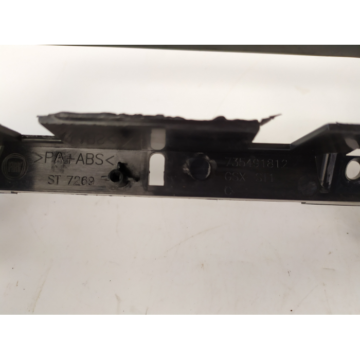 735491812 PLANCIA MASCHERINA CONTACHILOMETRI USATO FIAT PANDA 319 (DAL 2012 >) NERO NON LUCIDO