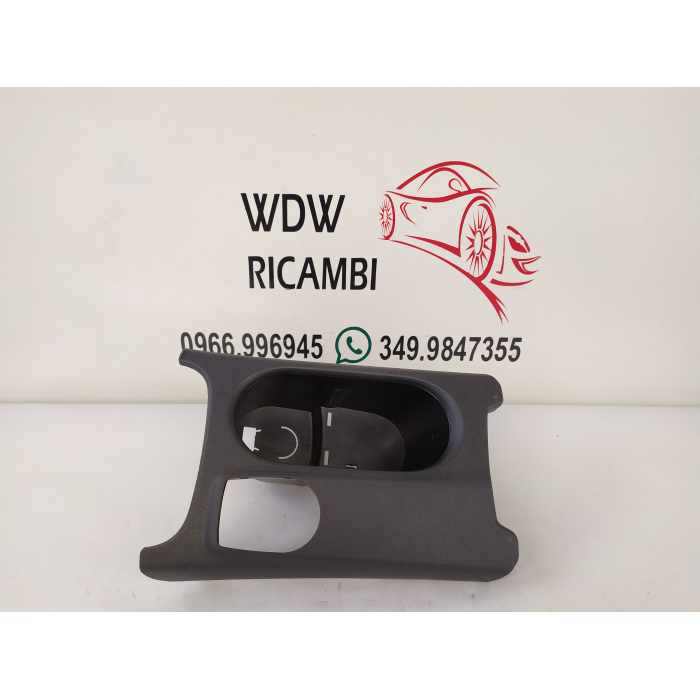 A1766800210 RIVESTIMENTO PORTABEVANDE USATO MERCEDES CLASSE A W176 3° (2012\2018)