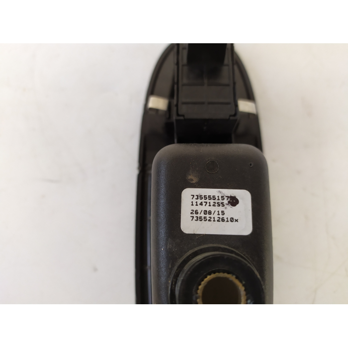 7355551570 PULSANTE INTERRUTTORE PORTA POSTERIORE SINISTRO SX USATO FIAT 500L 1.3 MTJ (DAL 2012 IN POI >) 