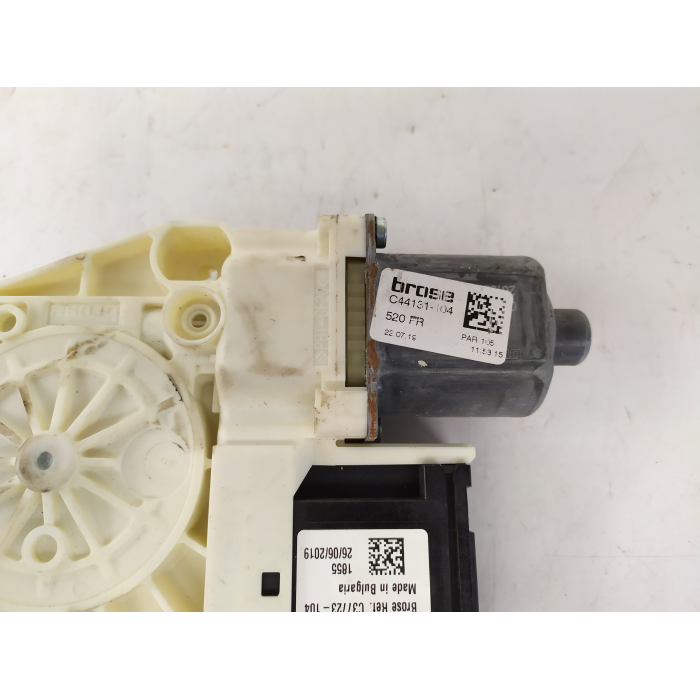 C44131-104 MOTORINO ALZAVETRO ANTERIORE DESTRO DX USATO JEEP RENEGADE (BU) 1.6 CRD (DAL 2014 IN POI >)