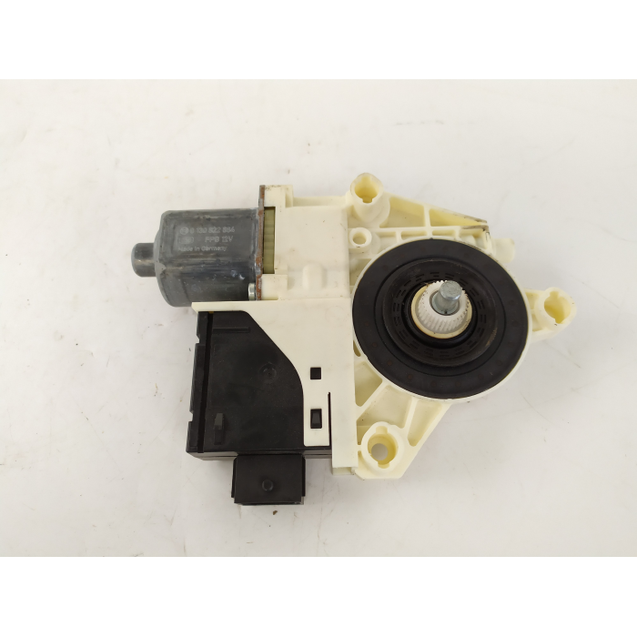 C44131-104 MOTORINO ALZAVETRO ANTERIORE DESTRO DX USATO JEEP RENEGADE (BU) 1.6 CRD (DAL 2014 IN POI >)