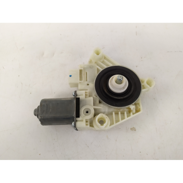 A2059060113 MOTORINO ALZAVETRO ANTERIORE DESTRO DX USATO MERCEDES CLASSE C W205 (2014\2021) 