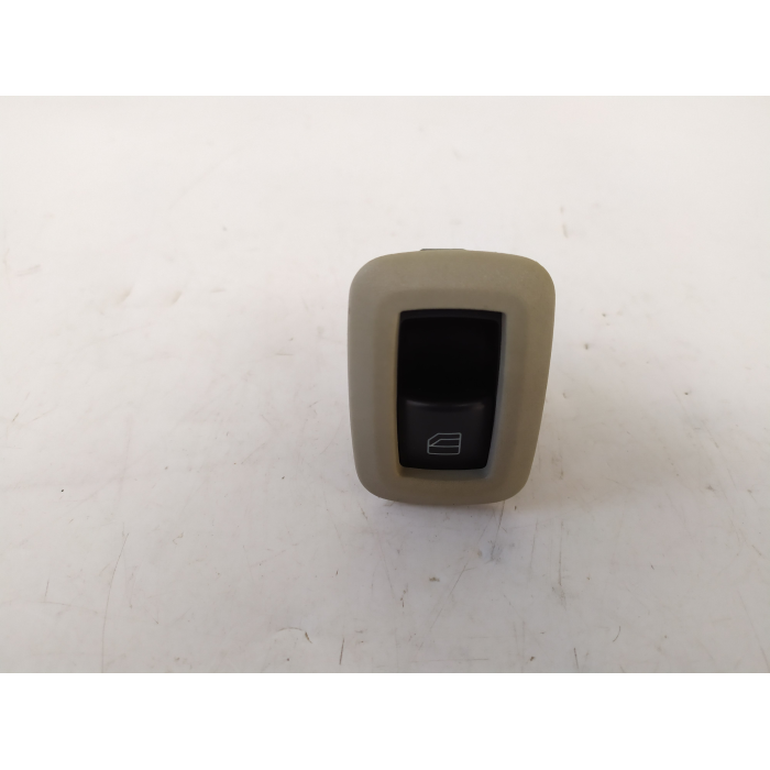 A2518200510 PULSANTE ALZAVETRO POSTERIORE DESTRO DX USATO MERCEDES CLASSE A (W169) A180
