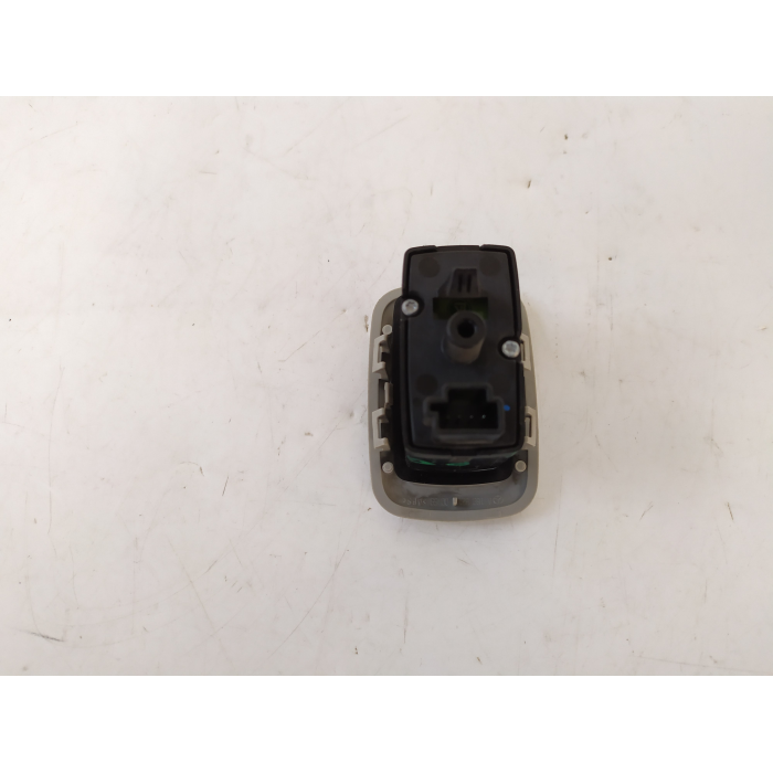 A2518200510 PULSANTE ALZAVETRO POSTERIORE DESTRO DX USATO MERCEDES CLASSE A (W169) A180