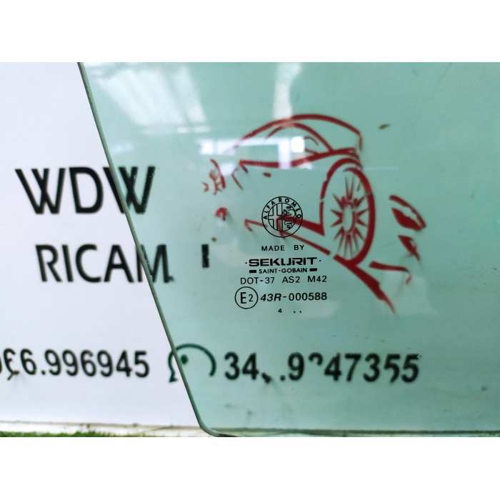 VETRO CRISTALLO SCENDENTE USATO PORTA ANTERIORE DESTRO DX ALFA ROMEO 147 3P (2000\2010) 