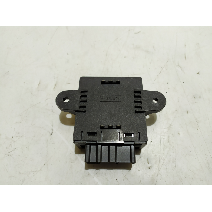 LU5T-14B534-AE CENTRALINA PORTA POSTERIORE DESTRO DX USATO FORD PUMA ST-LINE (DAL 2019 >)