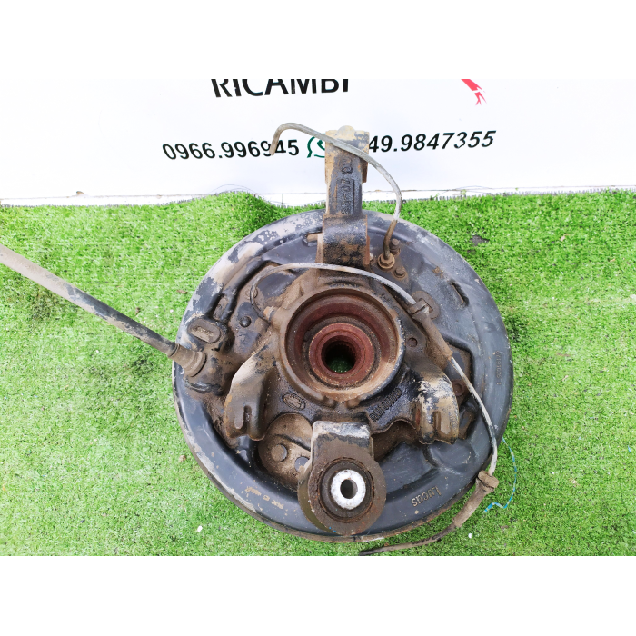 RLH000020 FUSELLO MOZZO USATO POSTERIORE DESTRO DX LAND ROVER FREELANDER 2.0 TD4 (1997\2006) 