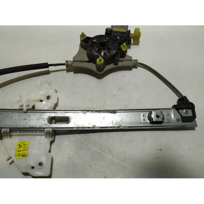 83460-H8000 ALZAVETRO ELETTRICO USATO PORTA POSTERIORE DESTRO DX KIA STONIC (DAL 2017 IN POI >)