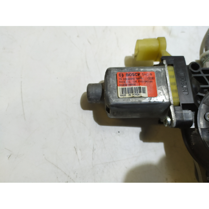83460-H8000 ALZAVETRO ELETTRICO USATO PORTA POSTERIORE DESTRO DX KIA STONIC (DAL 2017 IN POI >)