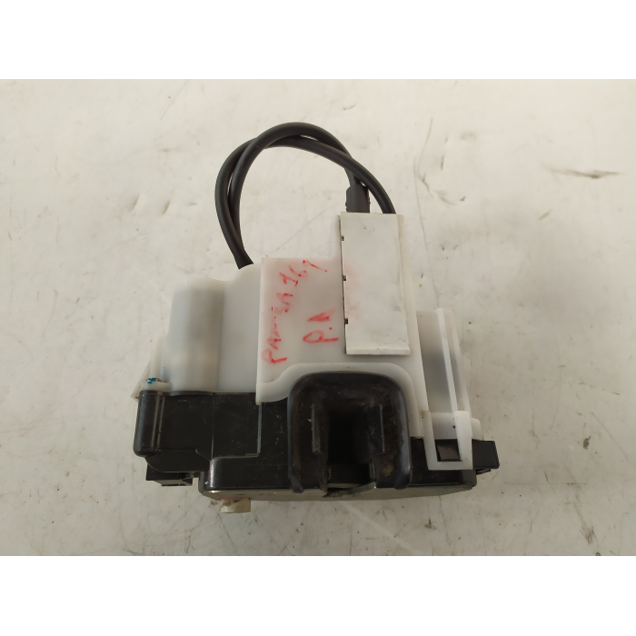 51826983 SERRATURA CHIUSURA PORTA POSTERIORE DESTRO DX USATO FIAT PANDA (169) 1.2 (2003\2013) 