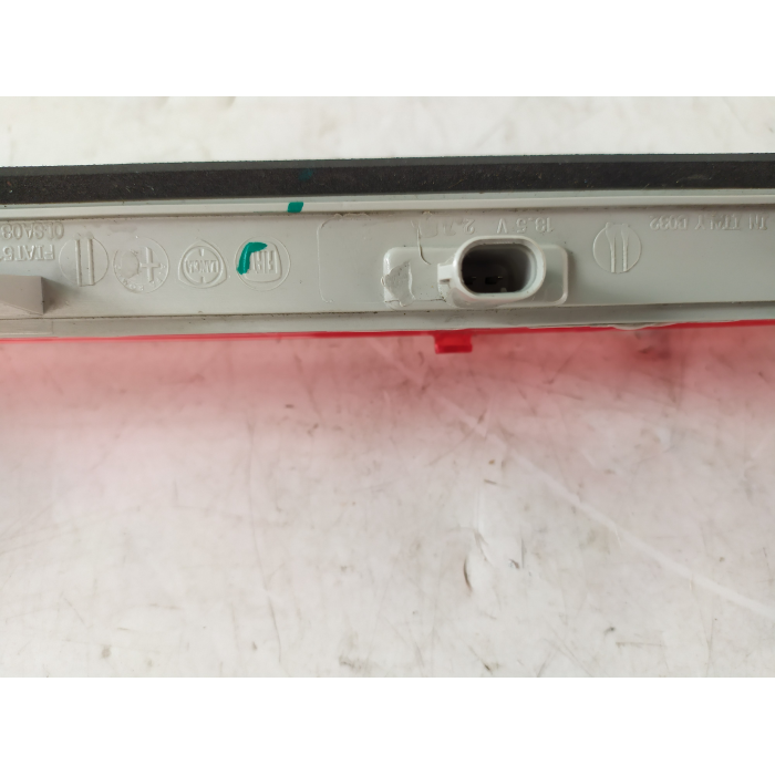 51925086 FANALE FANALINO 3° TERZO STOP POSTERIORE POST USATO FIAT 500X 1.3 MTJ (DAL 2014 IN POI >)
