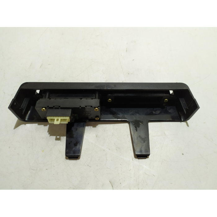 PULSANTE PULSANTIERA INTERRUTTORE CENTRALE USATO FIAT UNO 1.0 (1989\1995) 1990
