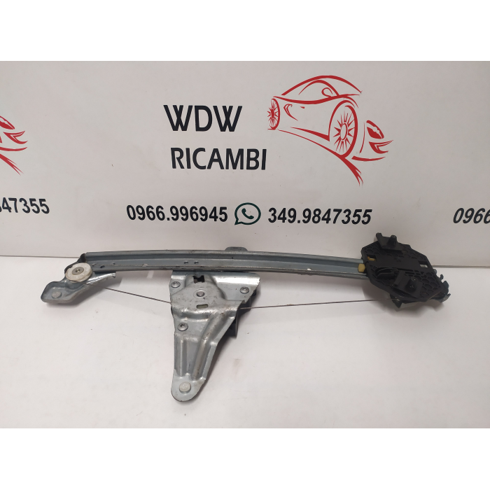 m13616-c00 MOTORINO ALZAVETRO POSTERIORE POST DESTRO DACIA SANDERO 2012-2020 2° SERIE 
