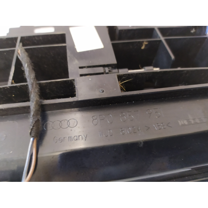 8P0857951 POSACENERA CASSETTO VANO PORTAOGGETTI AUDI A3 1.9 2008-2013 