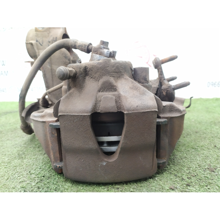 MOZZO FUSELLO COMPLETO DI DISCO E PINZA ANTERIORE ANT DESTRO DX AUDI A3 1.9 105CV 2008-2013 