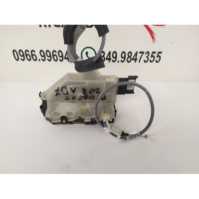 PSA444121 SERRATURA CHIUSURA PORTA ANTERIORE DESTRO DX USATO PEUGEOT 208 DAL 2019 IN POI 2° SERIE