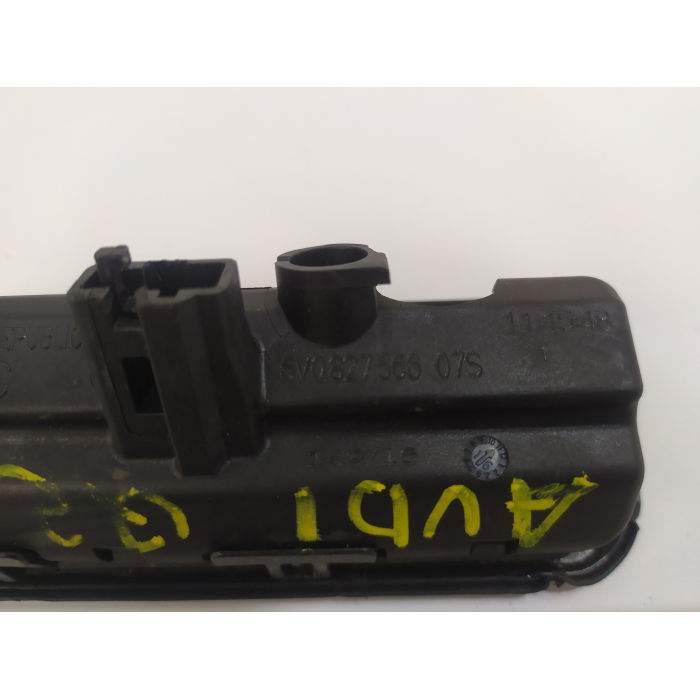 6V0827566 PULSANTE APERTURA PORTELLONE POSTERIORE POST USATO AUDI Q2 (GA) (DAL 2016 IN POI >) 