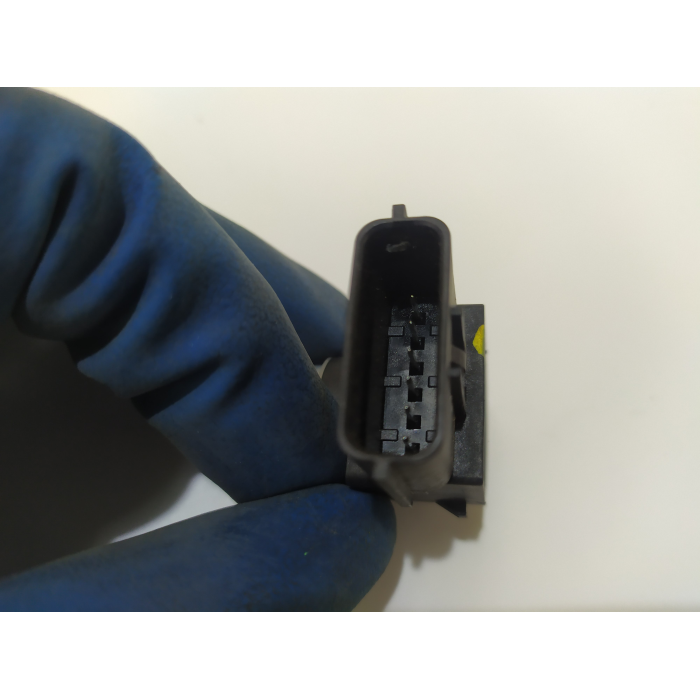 95720-G3000PYW 1 SENSORE DI PARCHEGGIO PARAURTI POSTERIORE POST USATO HYUNDAI I30 (GD) (2011\2016)