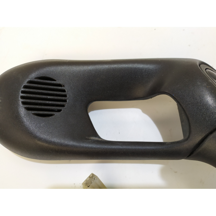 90388334 MANIGLIA PULSANTE ALZAVETRO PORTA ANTERIORE DESTRO DX USATO OPEL TIGRA 1.4 (1994\2001) 1999 